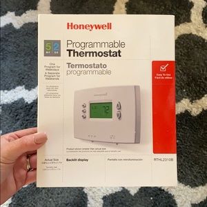 Honeywell Programmable Thermostat